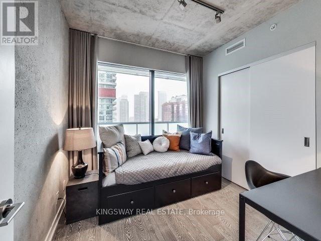 1107 - 11 Charlotte Street, Toronto, Ontario  M5V 2H5 - Photo 6 - C12705128