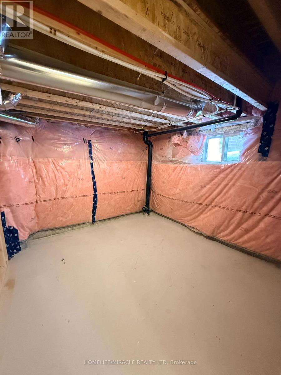 27 Mountainside Crescent, Whitby, Ontario  L1R 0P5 - Photo 30 - E12705030