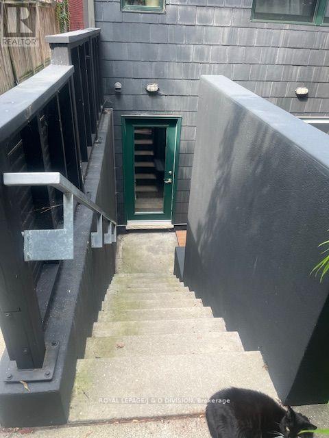 C - 91 Woodfield Road, Toronto, Ontario  M4L 2W5 - Photo 6 - E12705116