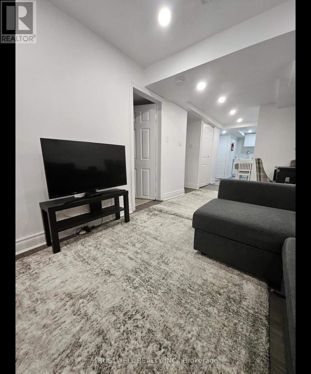 BSMT - 37 WOODWARD CRESCENT, Ajax, Ontario