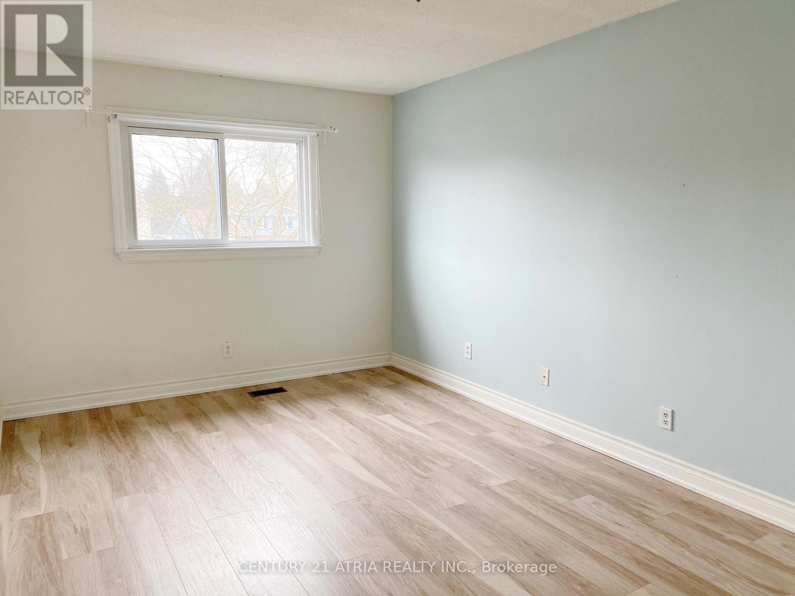 37 Springhead Gardens, Richmond Hill, Ontario  L4C 5C1 - Photo 15 - N12704962