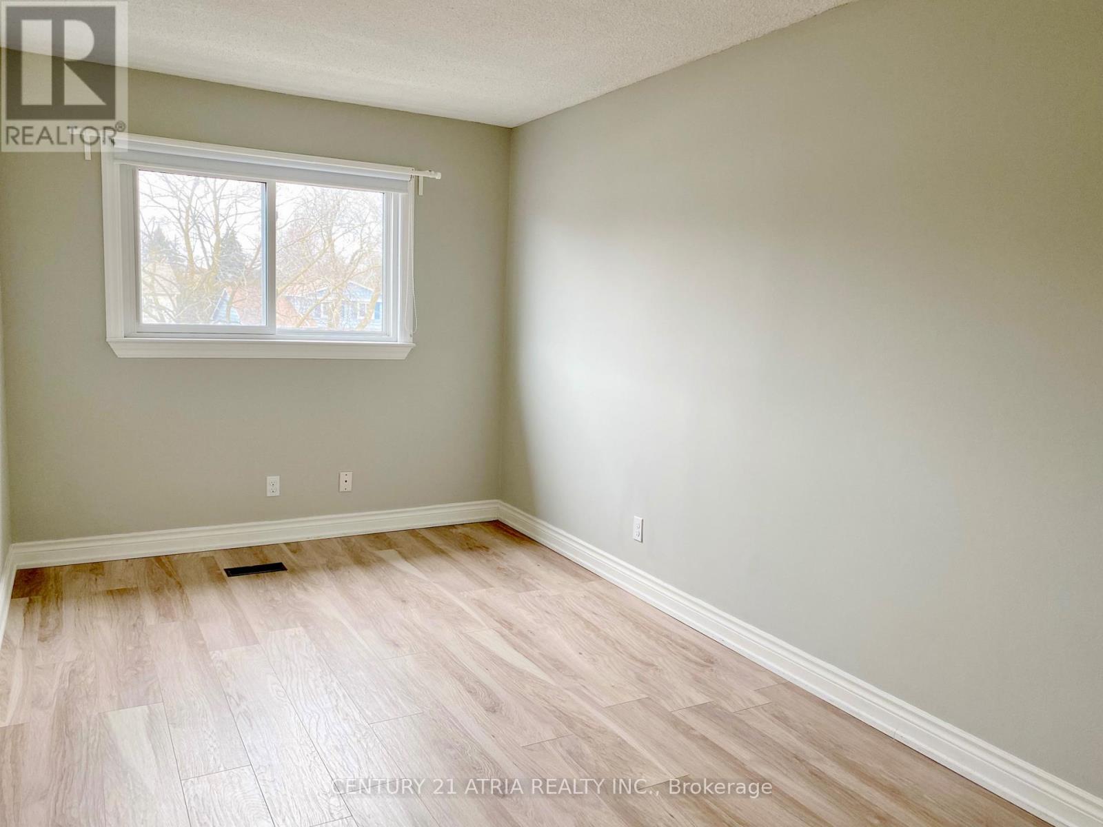 37 Springhead Gardens, Richmond Hill, Ontario  L4C 5C1 - Photo 16 - N12704962