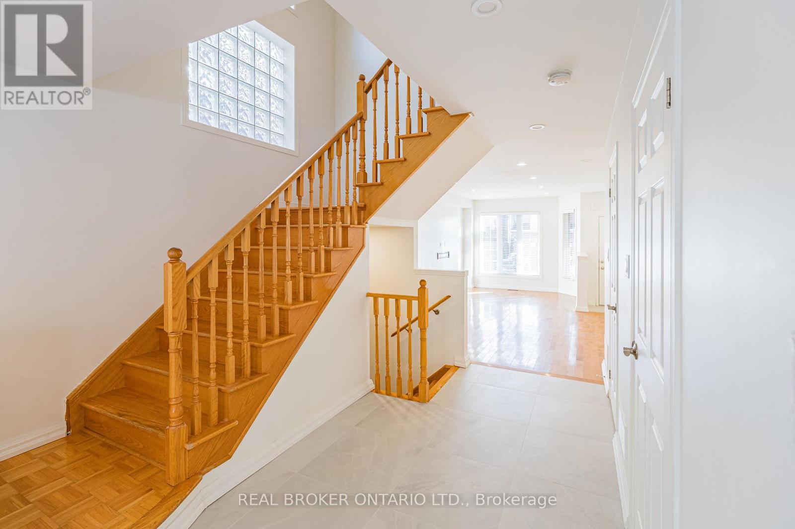 25 Arundel Drive, Vaughan, Ontario  L4H 2W6 - Photo 11 - N12705120