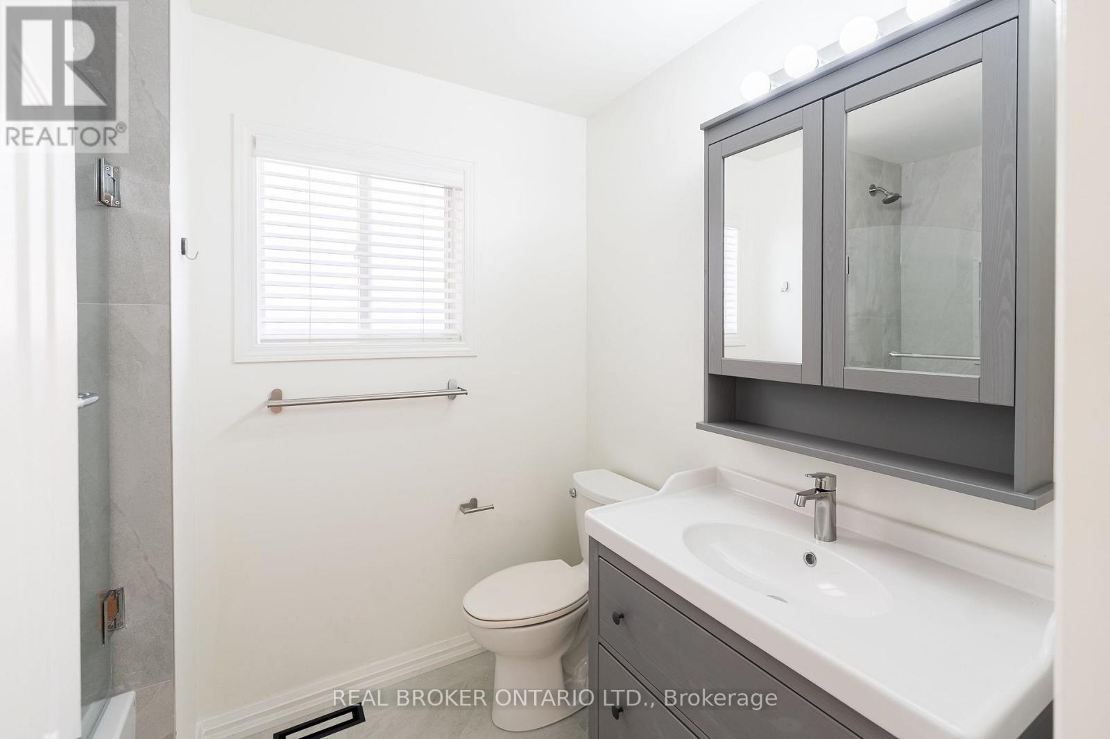 25 Arundel Drive, Vaughan, Ontario  L4H 2W6 - Photo 13 - N12705120