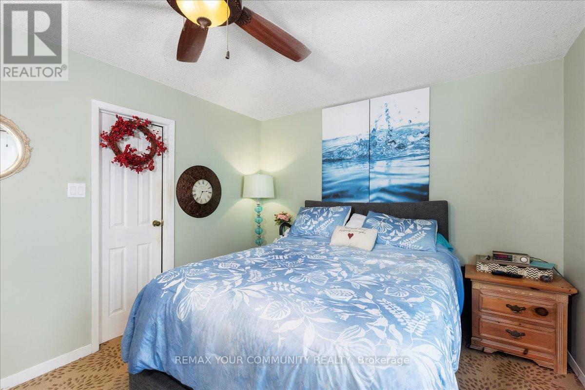 21 Malone Road, Georgina, Ontario  L0E 1L0 - Photo 12 - N12705130