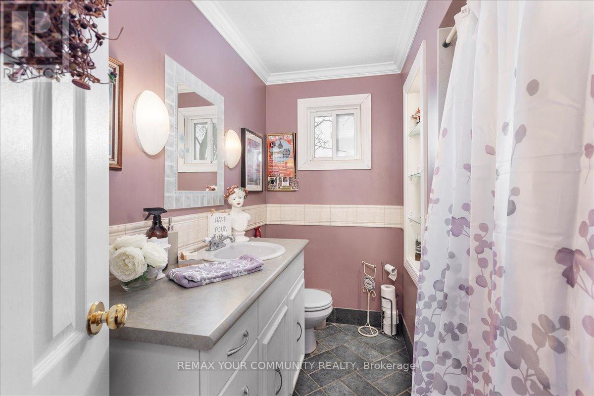 21 Malone Road, Georgina, Ontario  L0E 1L0 - Photo 18 - N12705130