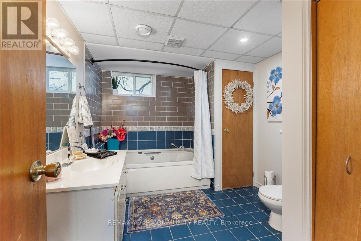 21 Malone Road, Georgina, Ontario  L0E 1L0 - Photo 29 - N12705130