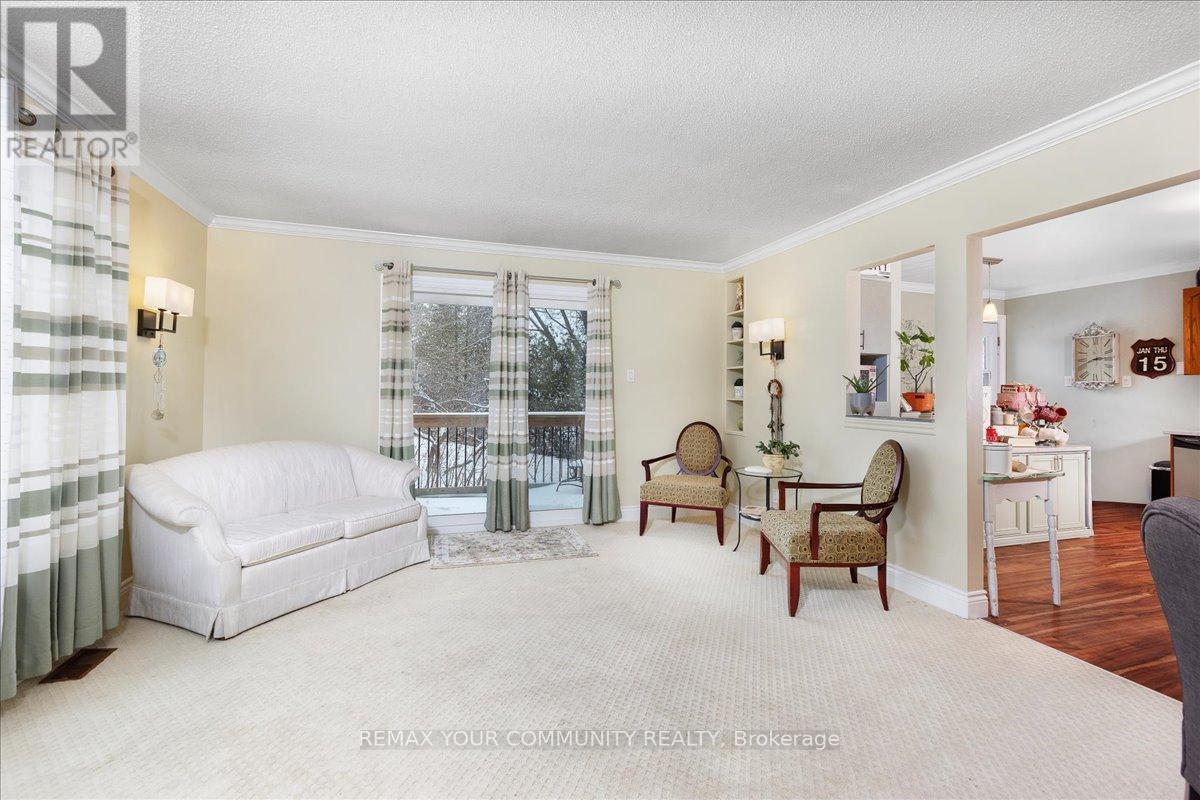 21 Malone Road, Georgina, Ontario  L0E 1L0 - Photo 8 - N12705130