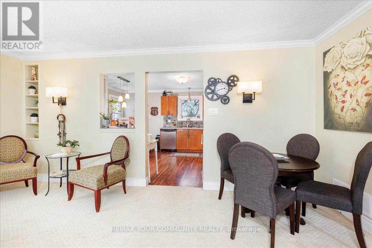 21 Malone Road, Georgina, Ontario  L0E 1L0 - Photo 9 - N12705130