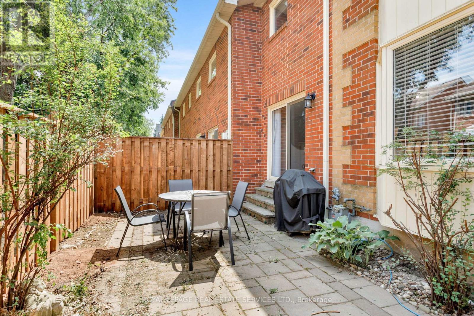 7 - 2006 Glenada Crescent, Oakville, Ontario  L6H 5R9 - Photo 45 - W12704982