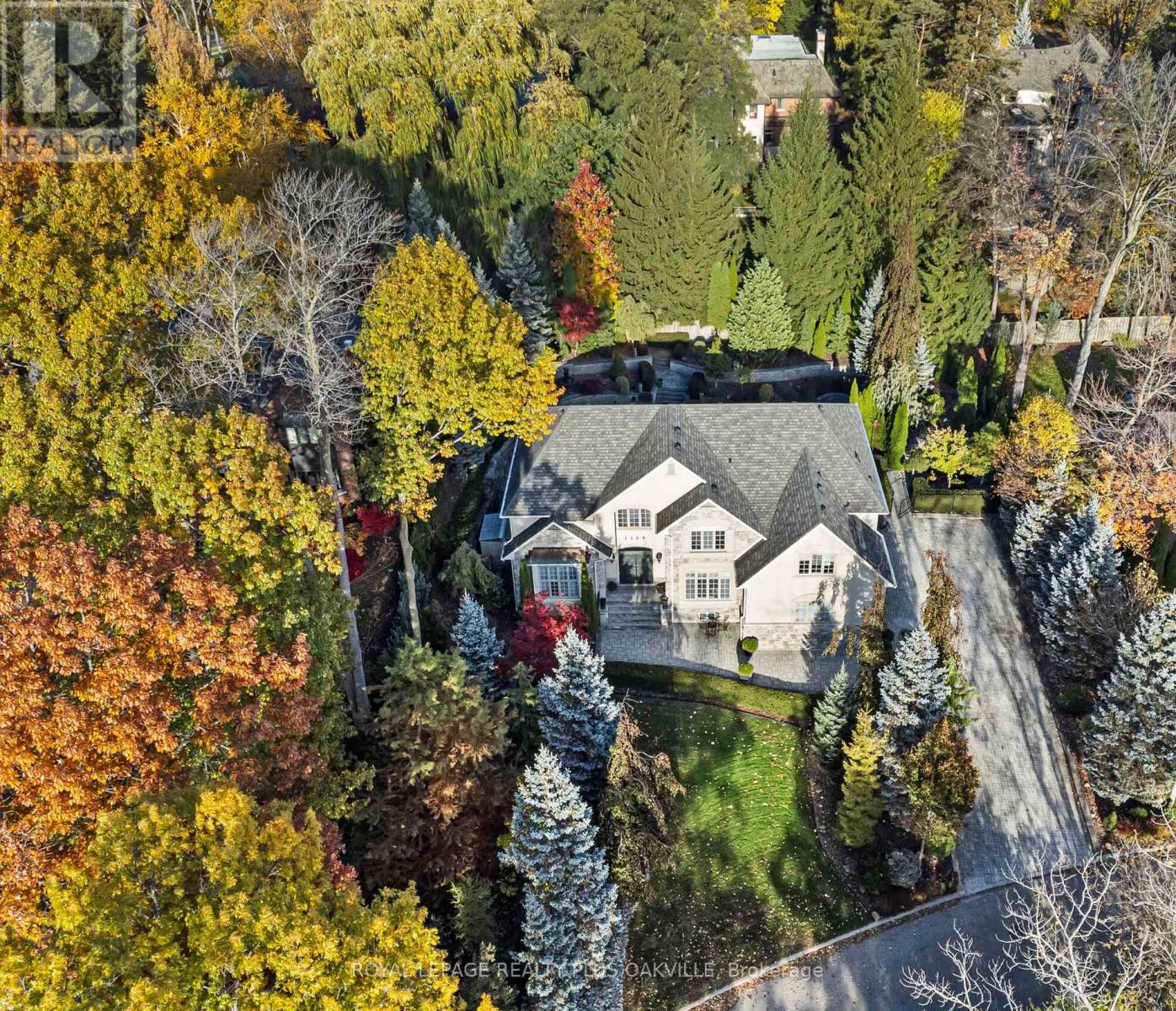 1189 Glen Road, Mississauga, Ontario  L5H 3K7 - Photo 1 - W12705008