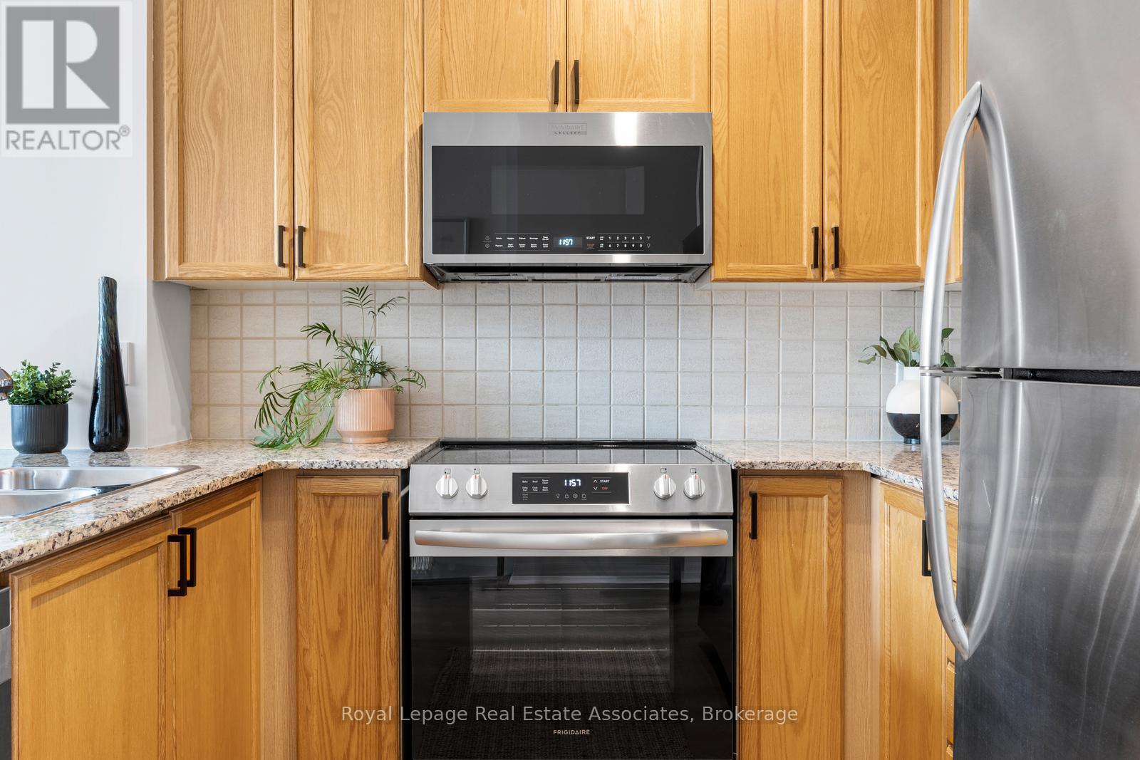 3101 - 225 Webb Drive, Mississauga, Ontario  L5B 4P2 - Photo 10 - W12705020