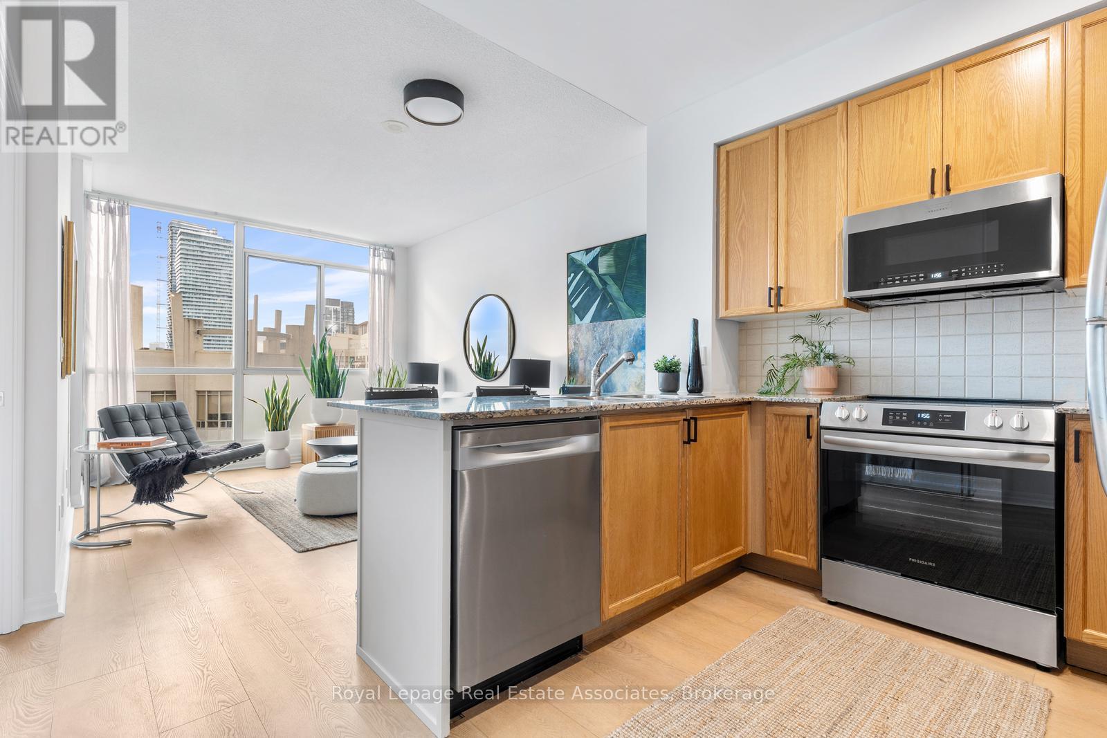 3101 - 225 Webb Drive, Mississauga, Ontario  L5B 4P2 - Photo 6 - W12705020