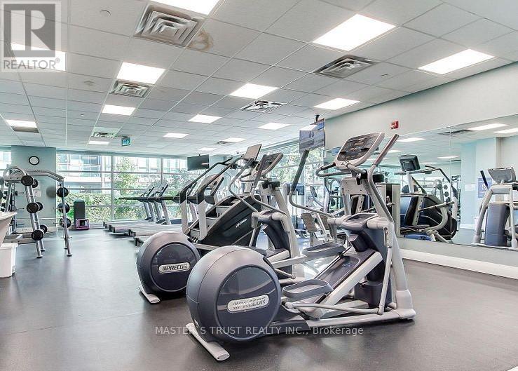 1025 - 165 Legion Road N, Toronto, Ontario  M8Y 0B3 - Photo 3 - W12705042