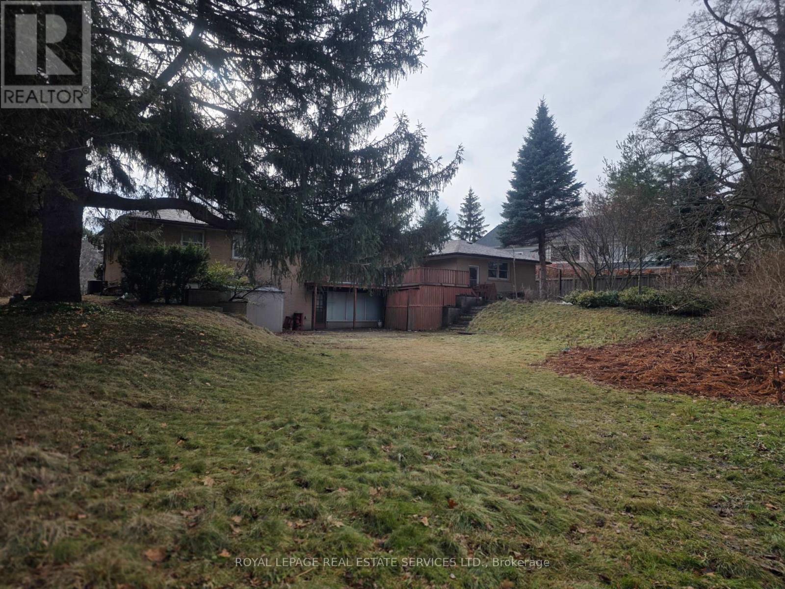 541 Vanessa Drive, Mississauga, Ontario  L5H 2N4 - Photo 2 - W12705082