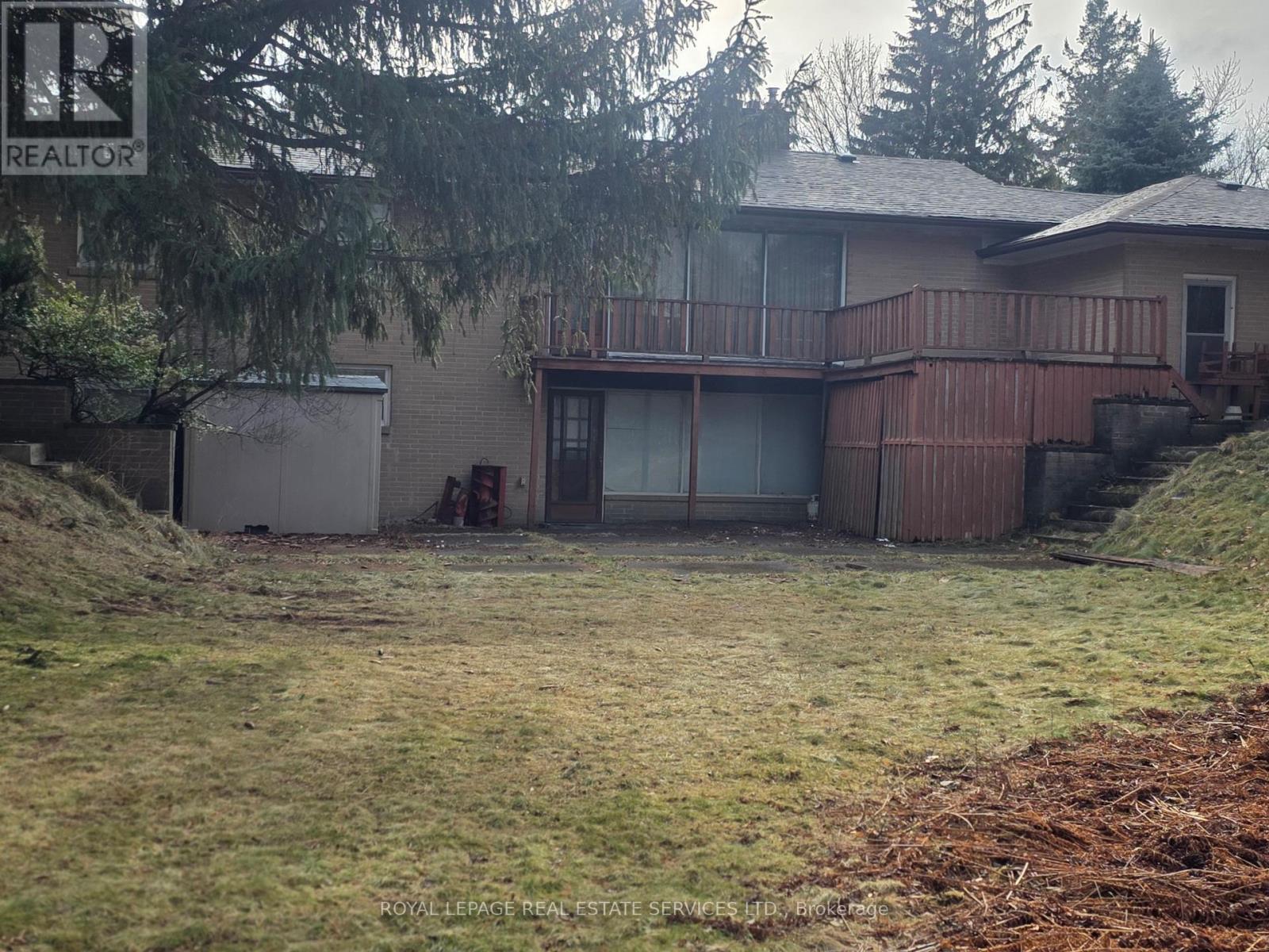 541 Vanessa Drive, Mississauga, Ontario  L5H 2N4 - Photo 3 - W12705082