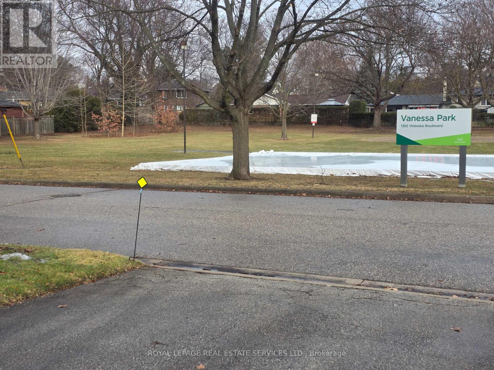 541 Vanessa Drive, Mississauga, Ontario  L5H 2N4 - Photo 8 - W12705082