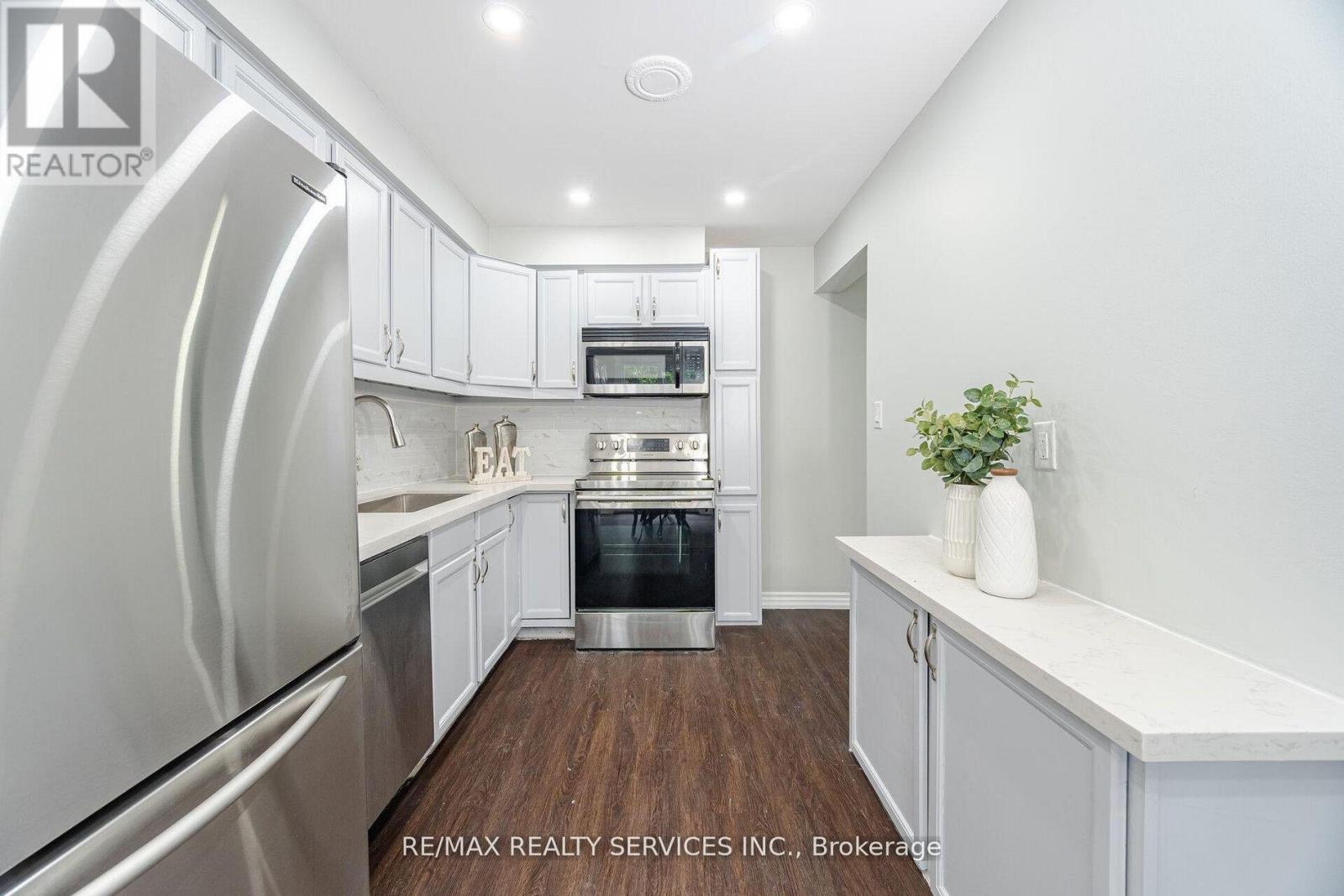 65 - 3525 Brandon Gate Drive, Mississauga, Ontario  L4T 3M3 - Photo 16 - W12705090