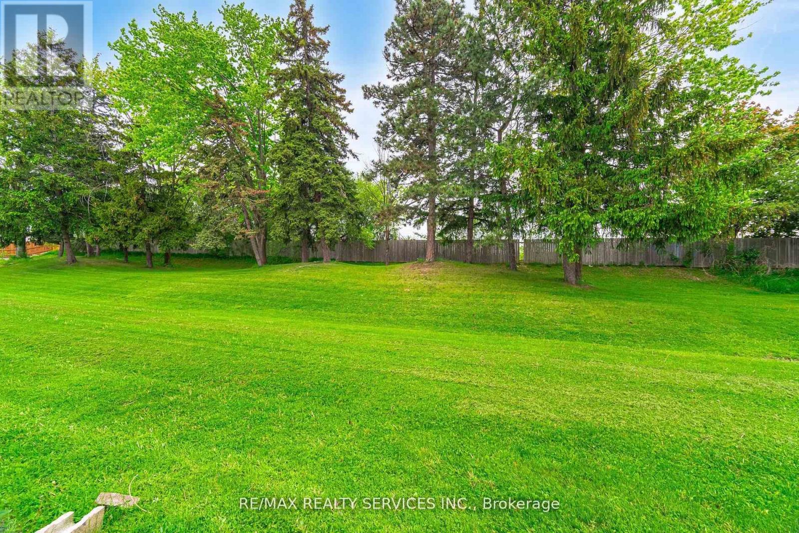 65 - 3525 Brandon Gate Drive, Mississauga, Ontario  L4T 3M3 - Photo 50 - W12705090