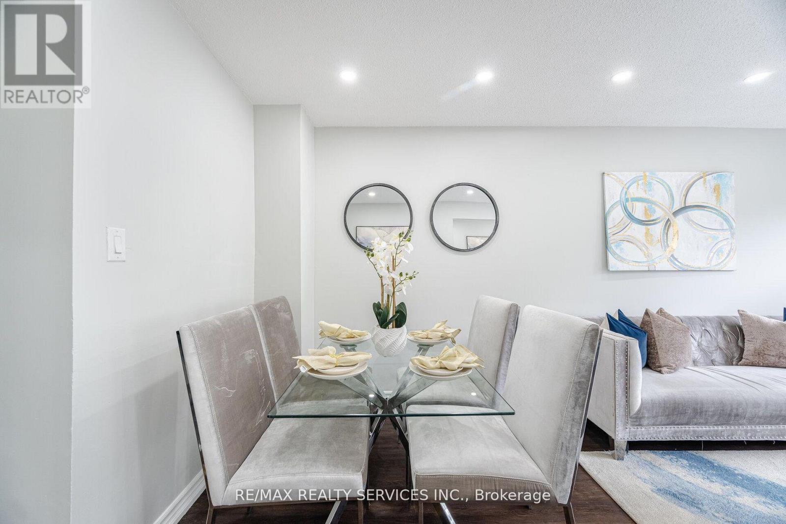 65 - 3525 Brandon Gate Drive, Mississauga, Ontario  L4T 3M3 - Photo 7 - W12705090