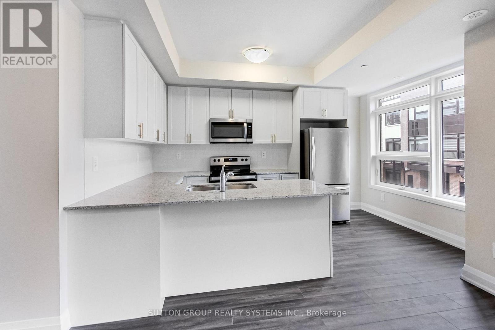 114 - 1581 Rose Way, Milton, Ontario  L9E 0J2 - Photo 6 - W12705132