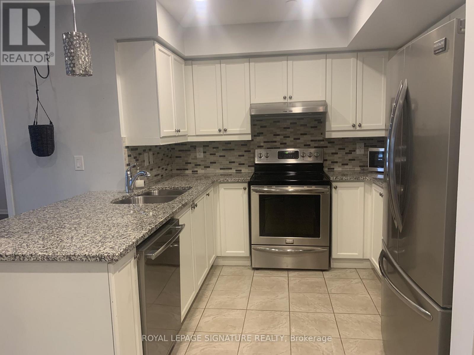 207 - 1045 Nadalin Heights, Milton, Ontario  L9T 8R5 - Photo 4 - W12705140