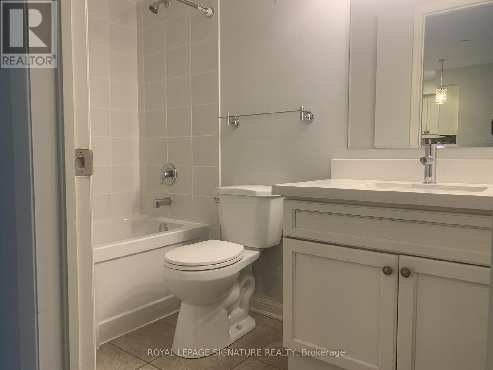 207 - 1045 Nadalin Heights, Milton, Ontario  L9T 8R5 - Photo 7 - W12705140