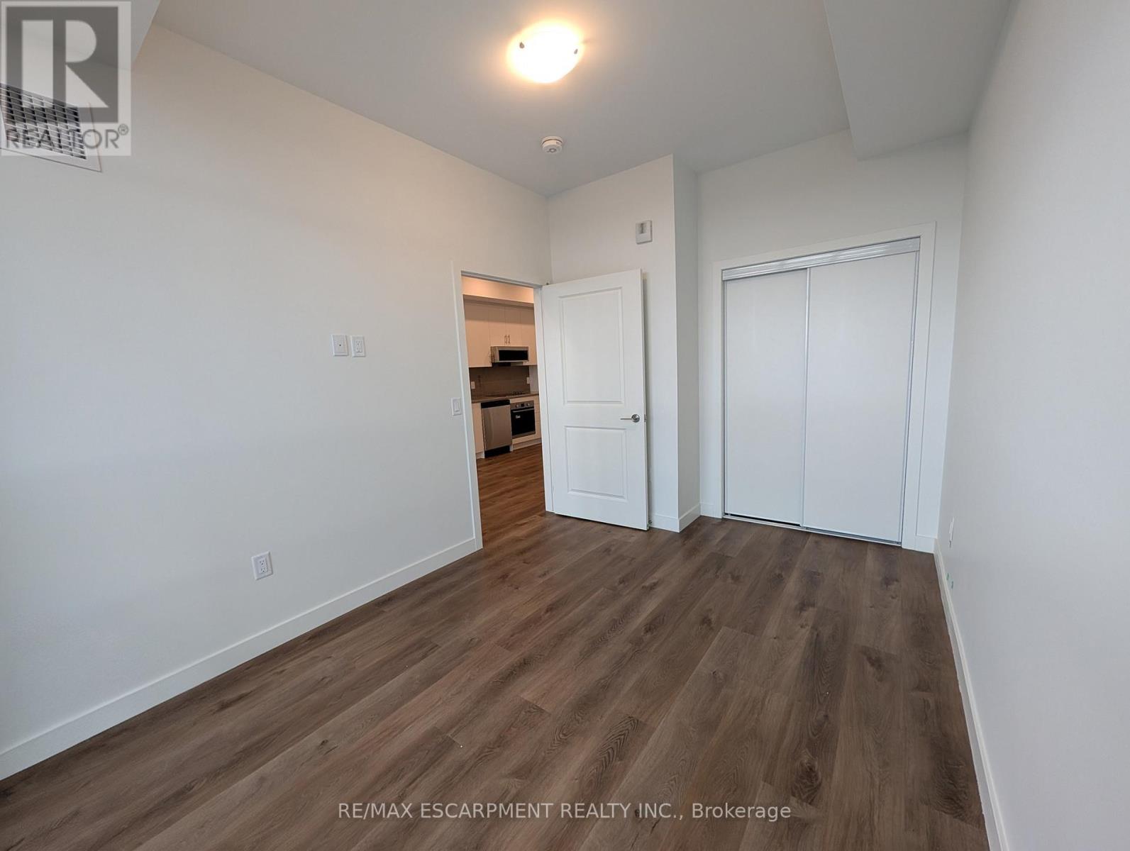 612 - 461 Green Road, Hamilton, Ontario  L8E 0L5 - Photo 8 - X12704996