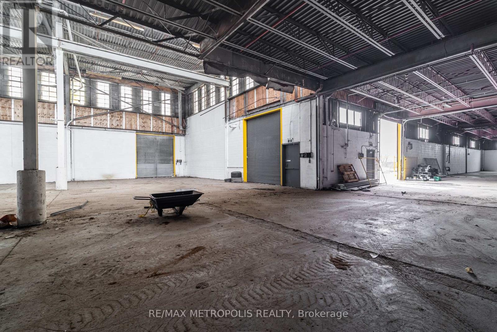 5881 Thorold Stone Road, Niagara Falls, Ontario  L2J 1A1 - Photo 10 - X12705012