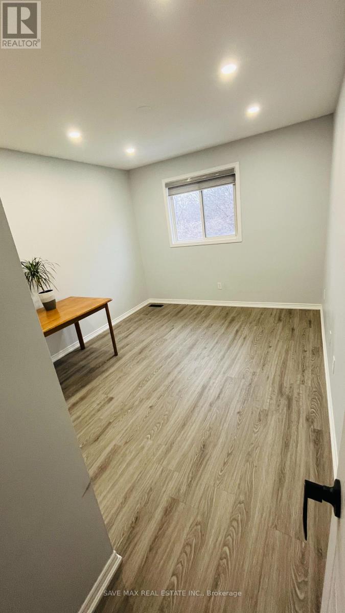 803 Deveron Crescent, London South, Ontario  N5Z 5B4 - Photo 15 - X12705062