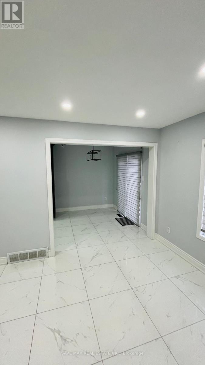 803 Deveron Crescent, London South, Ontario  N5Z 5B4 - Photo 5 - X12705062