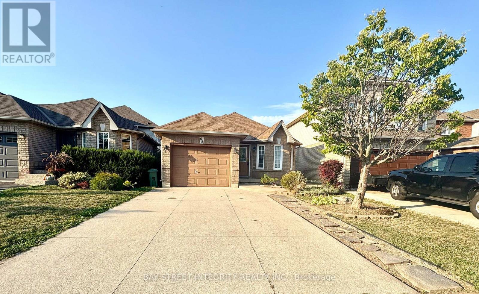 62 BRIAROSE PLACE, Hamilton, Ontario