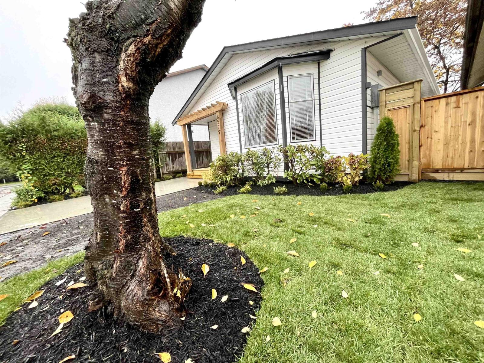 8579 Mccutcheon Avenue, Chilliwack Proper South, Chilliwack, British Columbia  V2P 7L3 - Photo 3 - R3079961