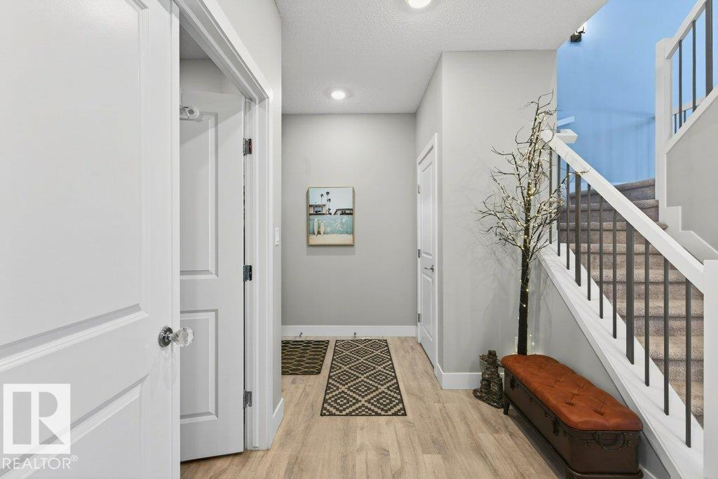 1909 Davidson Wd Sw, Edmonton, Alberta  T6W 4C1 - Photo 5 - E4470288