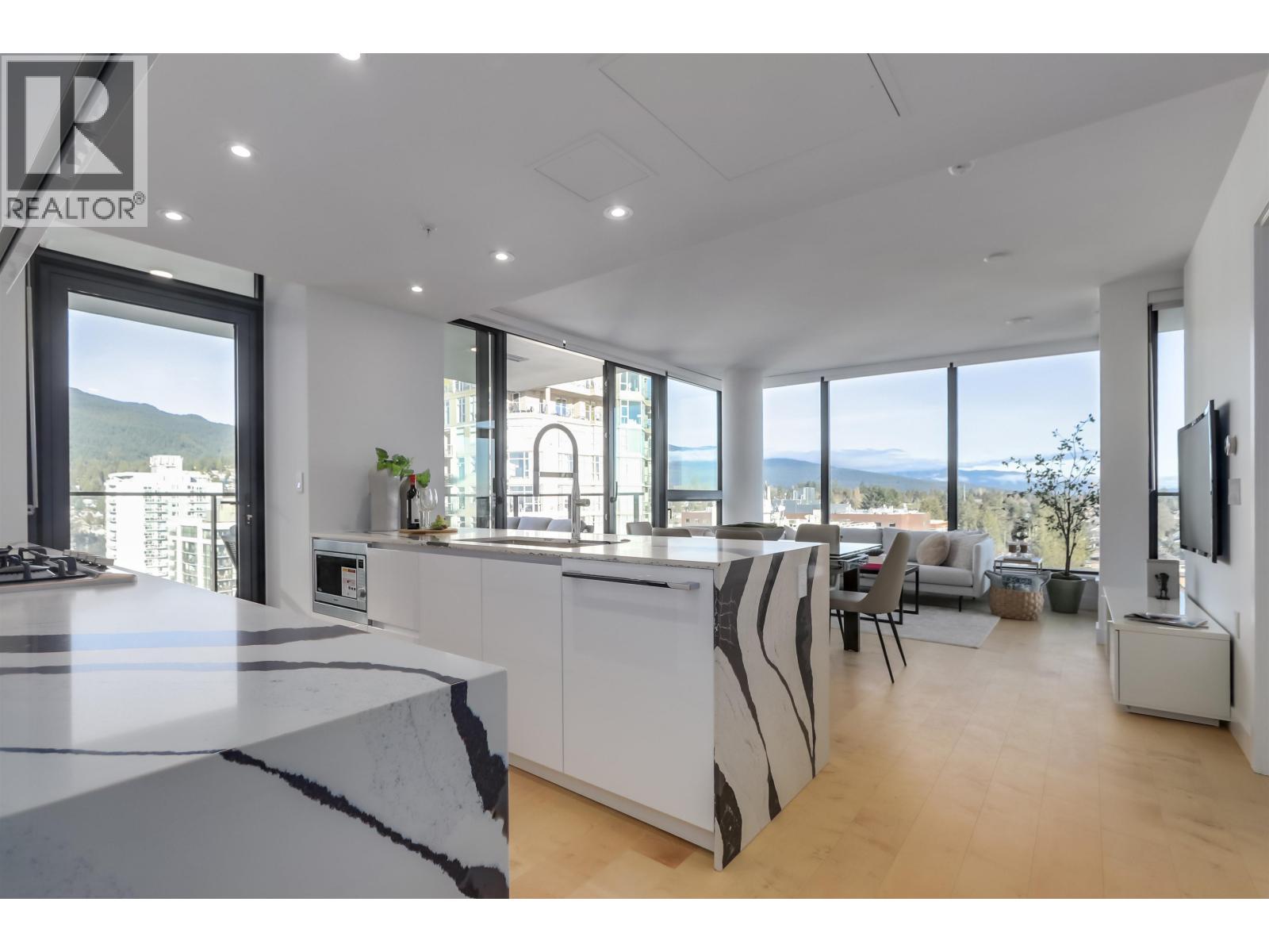 1309 135 E 13TH STREET, North Vancouver, British Columbia