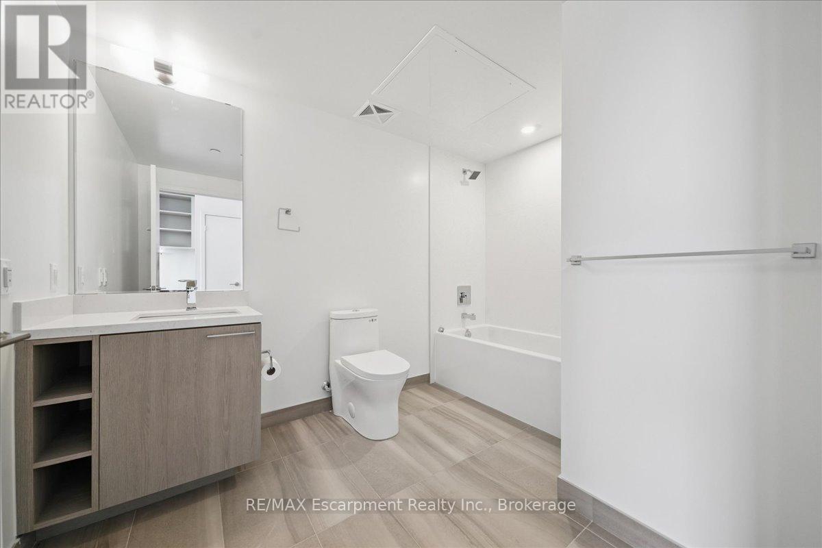 2604 - 260 Malta Avenue, Brampton, Ontario  L6Y 6L7 - Photo 11 - W12705186