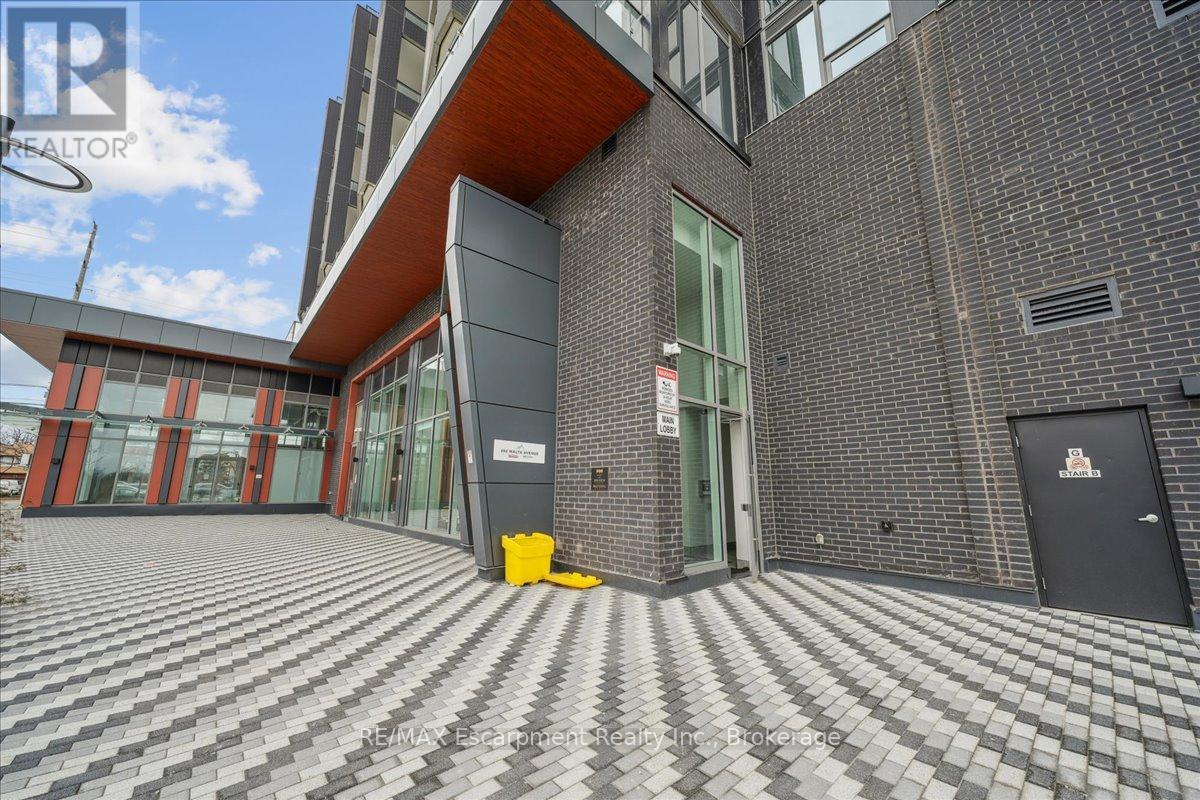 2604 - 260 Malta Avenue, Brampton, Ontario  L6Y 6L7 - Photo 2 - W12705186