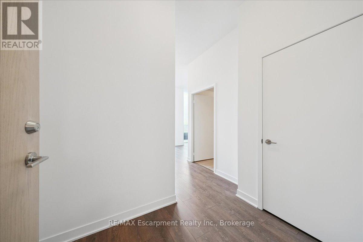 2604 - 260 Malta Avenue, Brampton, Ontario  L6Y 6L7 - Photo 6 - W12705186