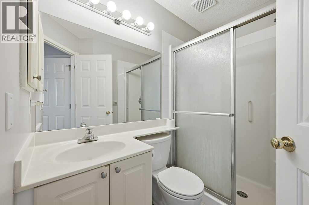 1009 Country Hills Circle Nw, Calgary, Alberta  T3K 4W7 - Photo 18 - A2279886