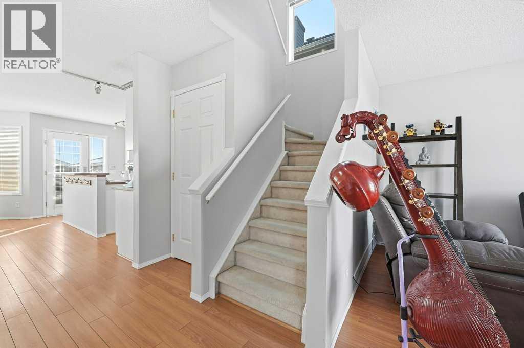 1009 Country Hills Circle Nw, Calgary, Alberta  T3K 4W7 - Photo 7 - A2279886