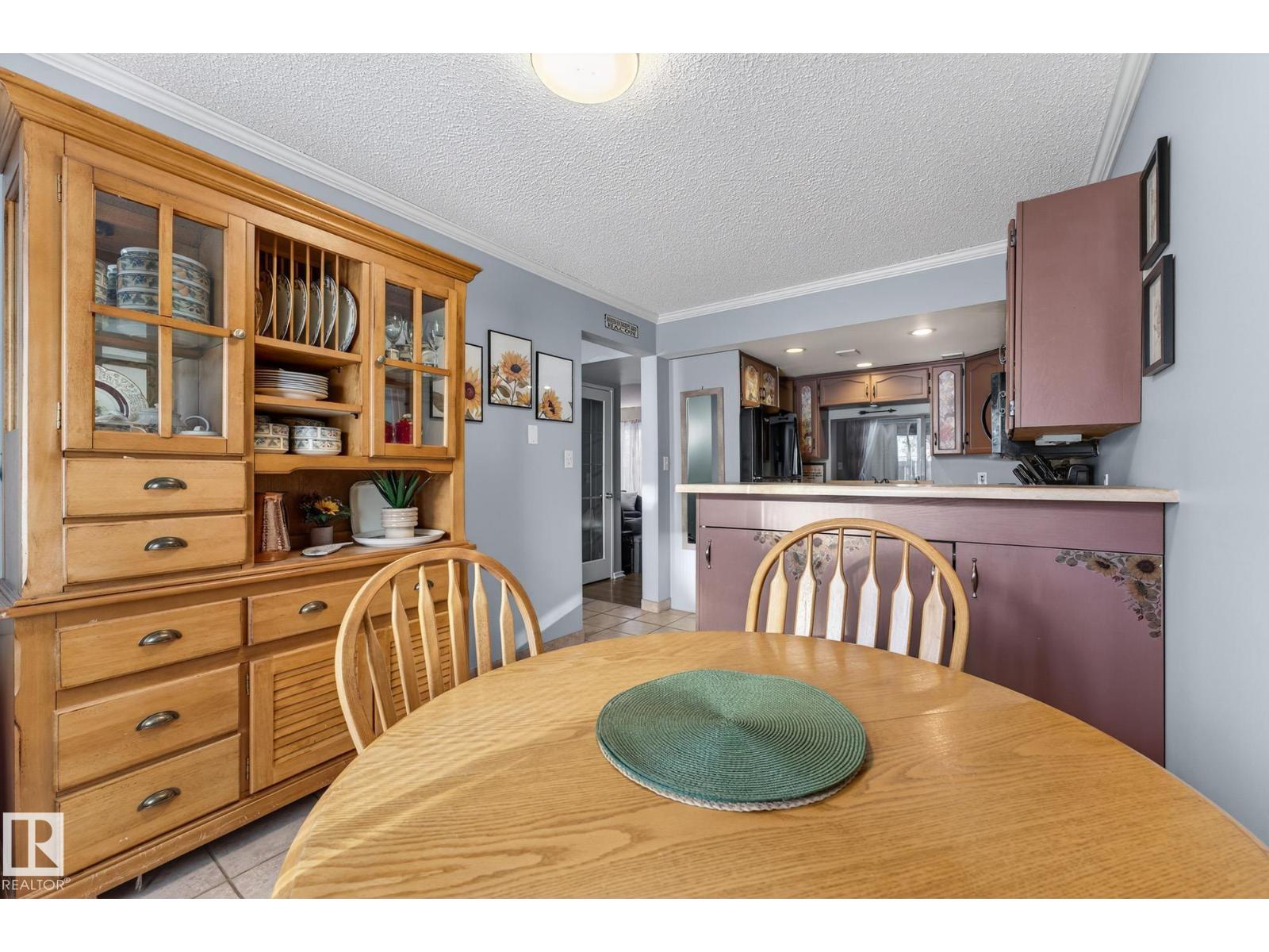 166 Grandin Vg Nw, St. Albert, Alberta  T8N 2J3 - Photo 13 - E4470316