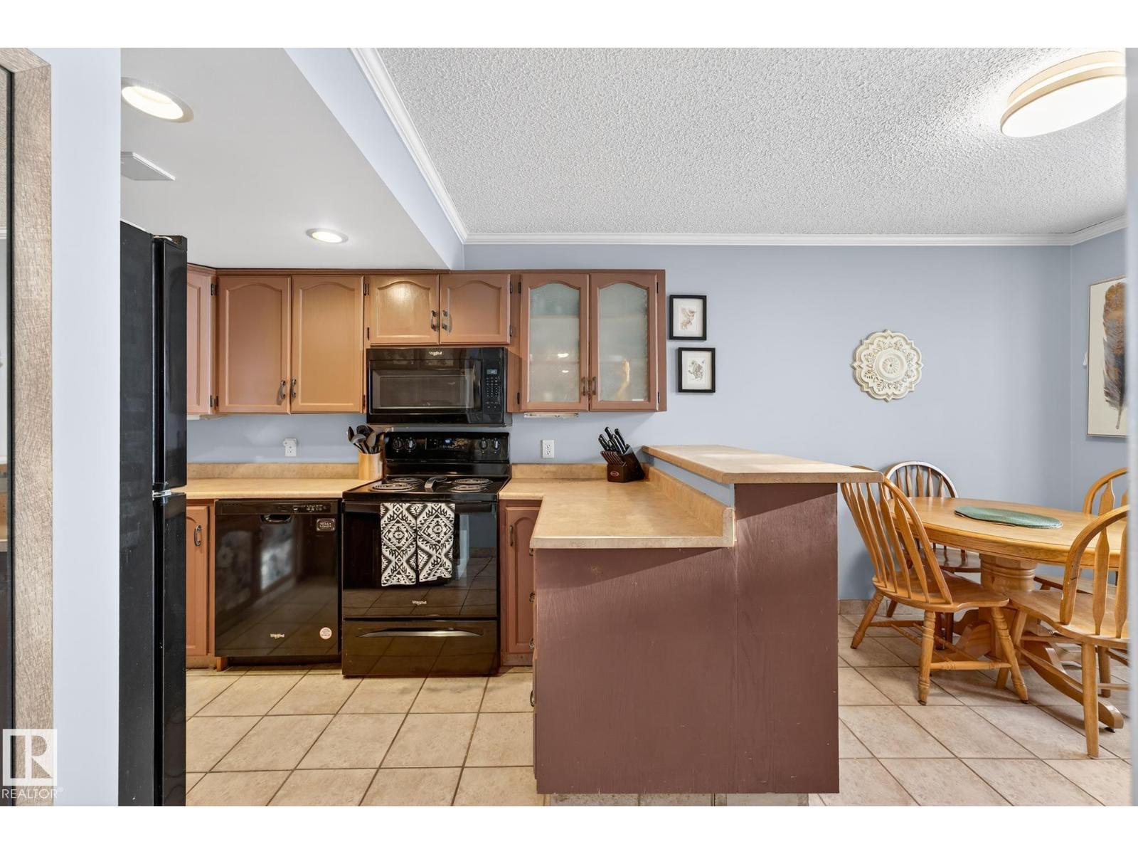 166 Grandin Vg Nw, St. Albert, Alberta  T8N 2J3 - Photo 6 - E4470316