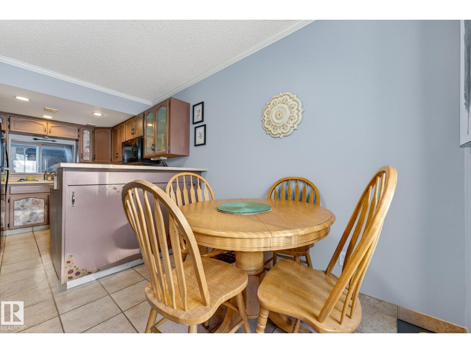 166 Grandin Vg Nw, St. Albert, Alberta  T8N 2J3 - Photo 12 - E4470316