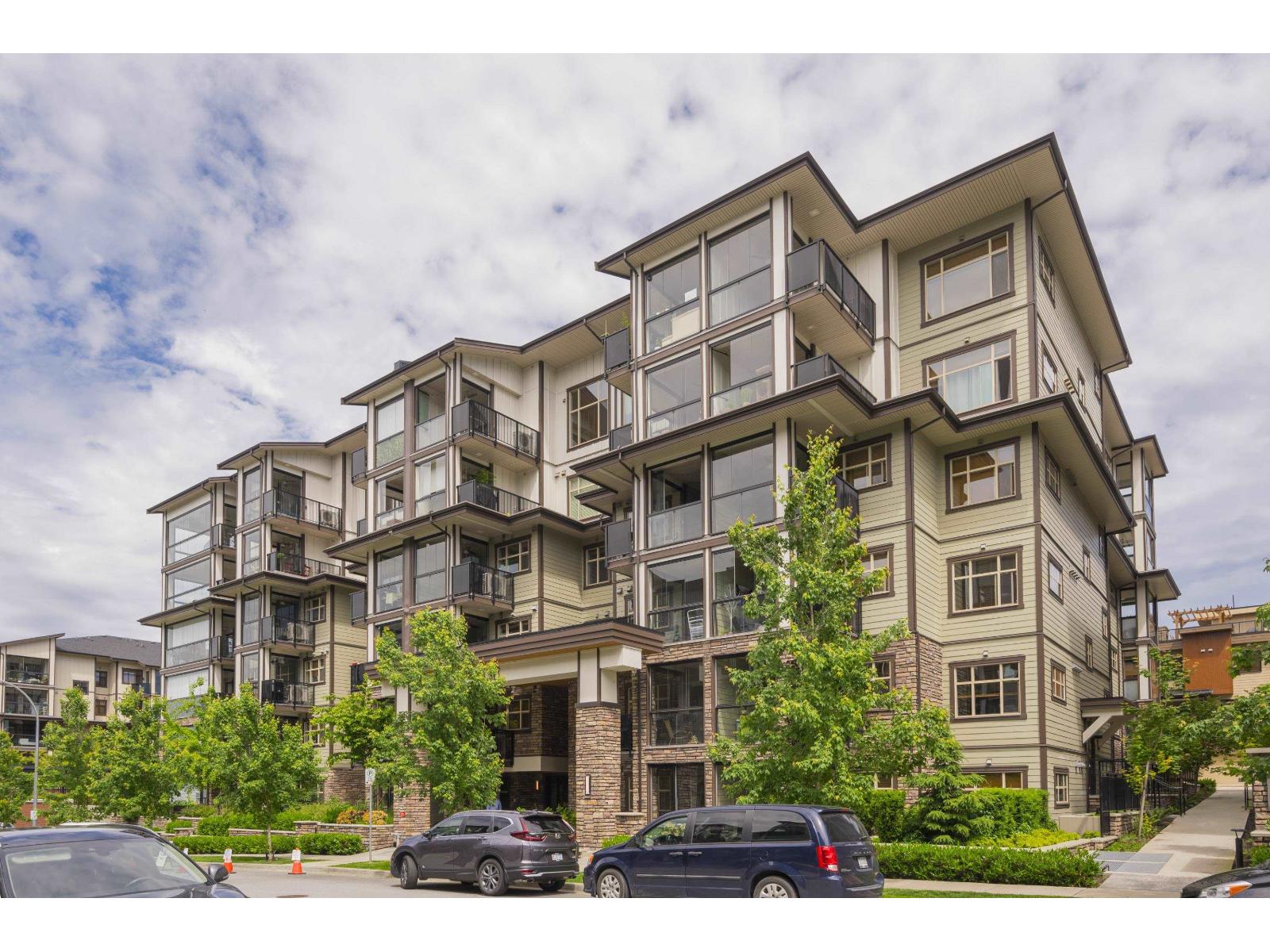 612 8538 203A STREET, Langley, British Columbia