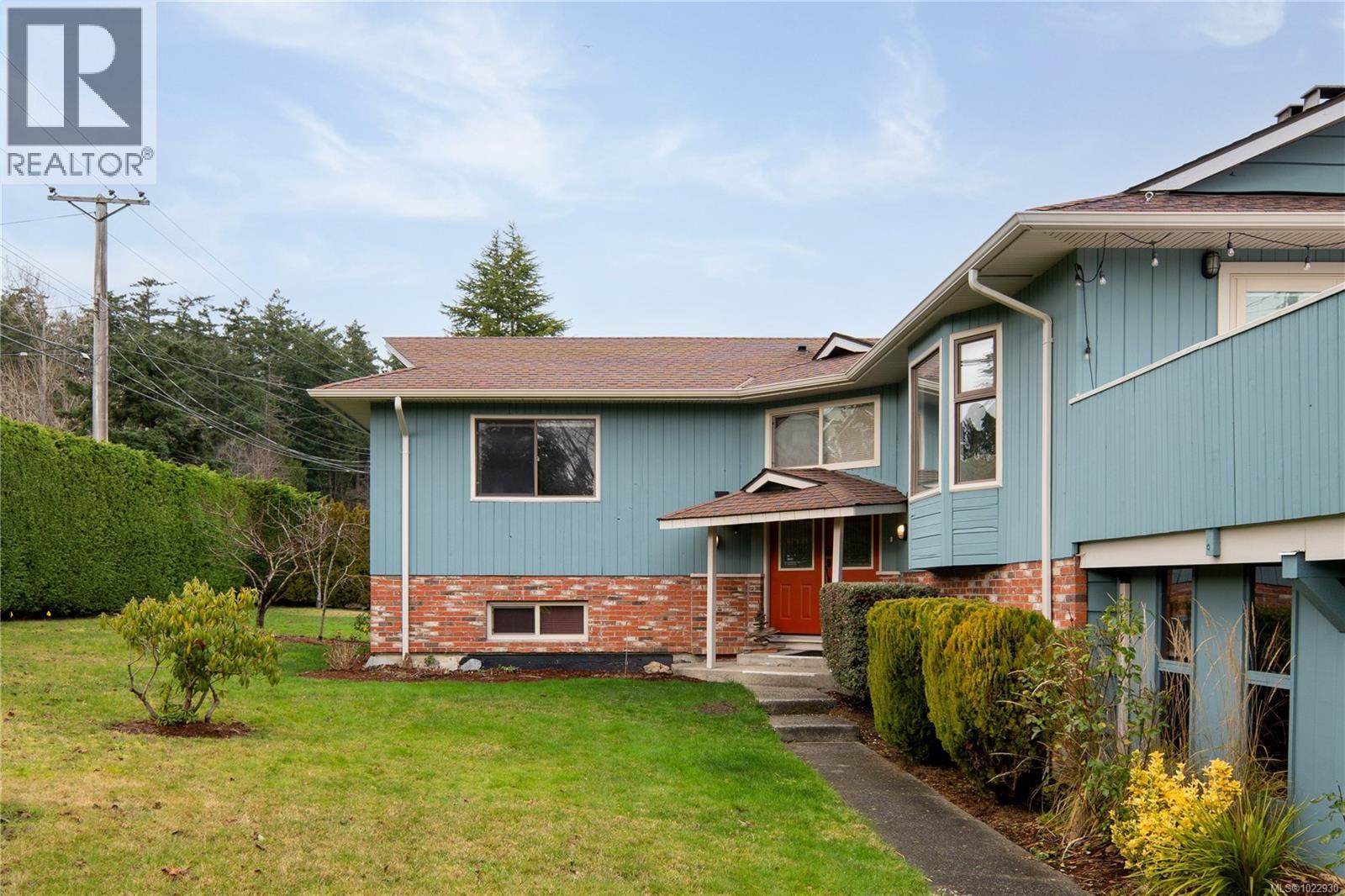 2530 Wakeman Rd, Central Saanich, British Columbia  V8M 1V5 - Photo 2 - 1022930