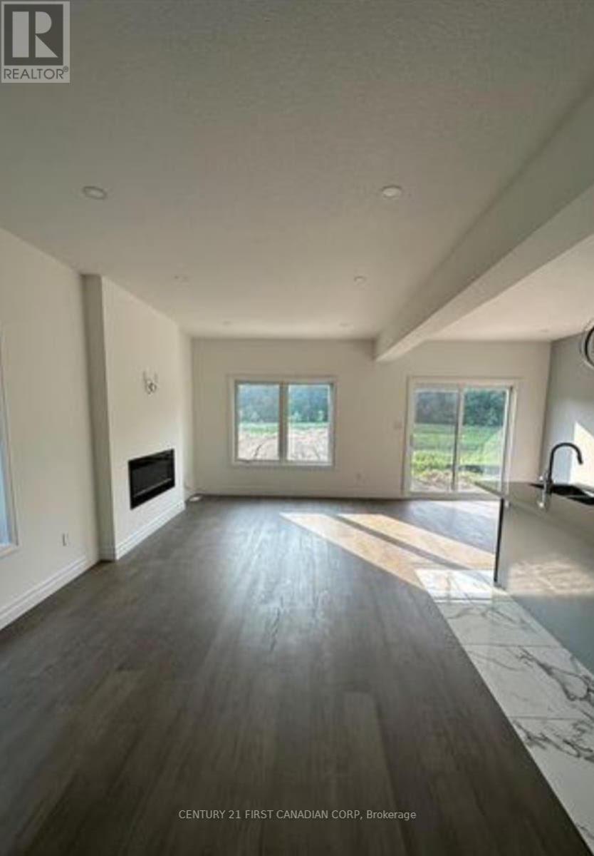 2653 Bobolink Lane, London South, Ontario  N6M 1G4 - Photo 4 - X12705142