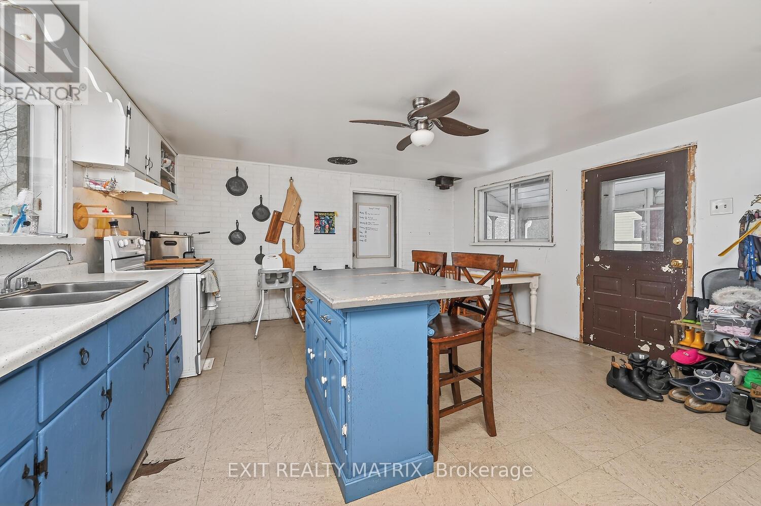 12404 County Rd 18 Road, South Dundas, Ontario  K0C 2H0 - Photo 10 - X12702630