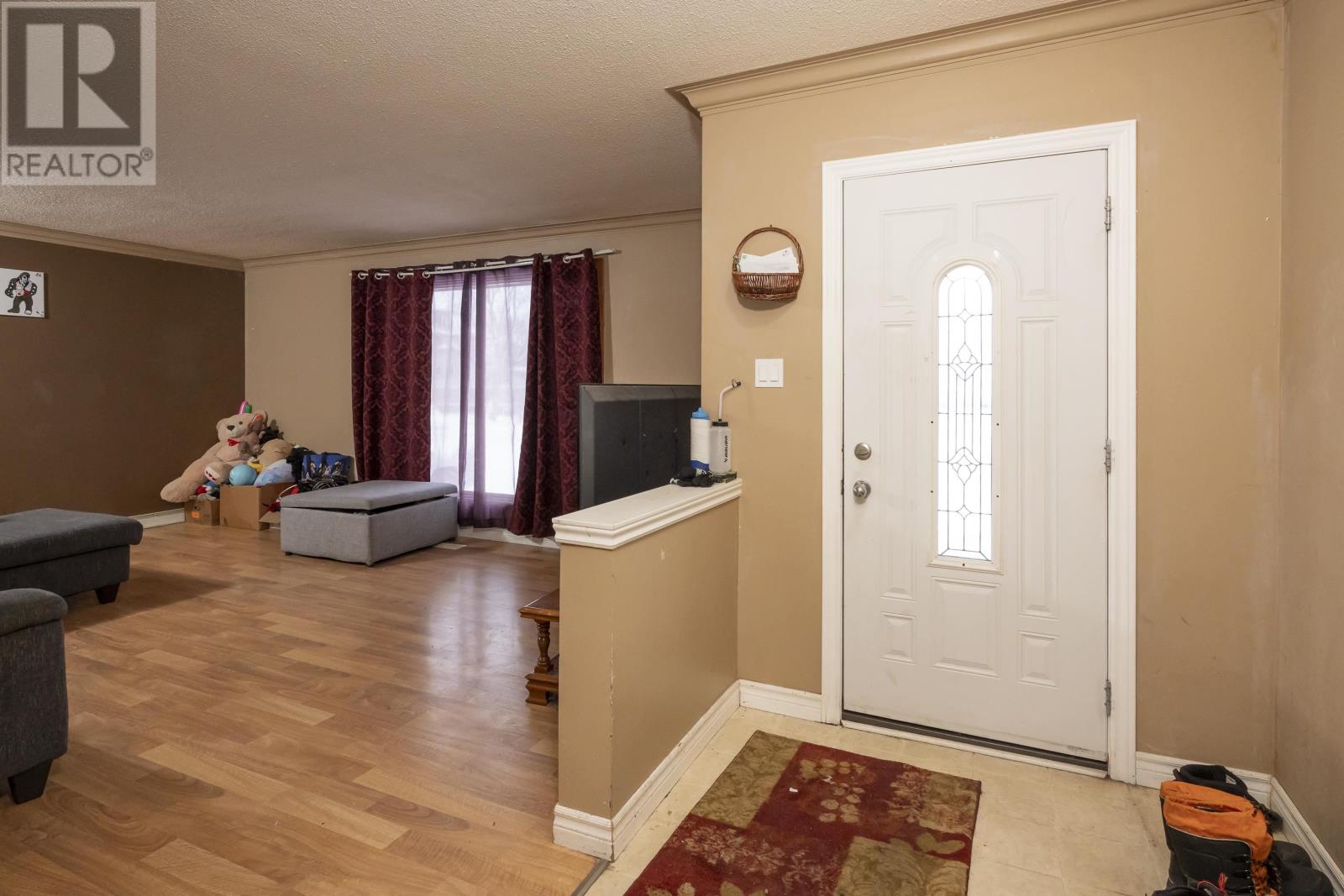 409 Harold St N, Thunder Bay, Ontario  P7C 4C9 - Photo 2 - TB2600088