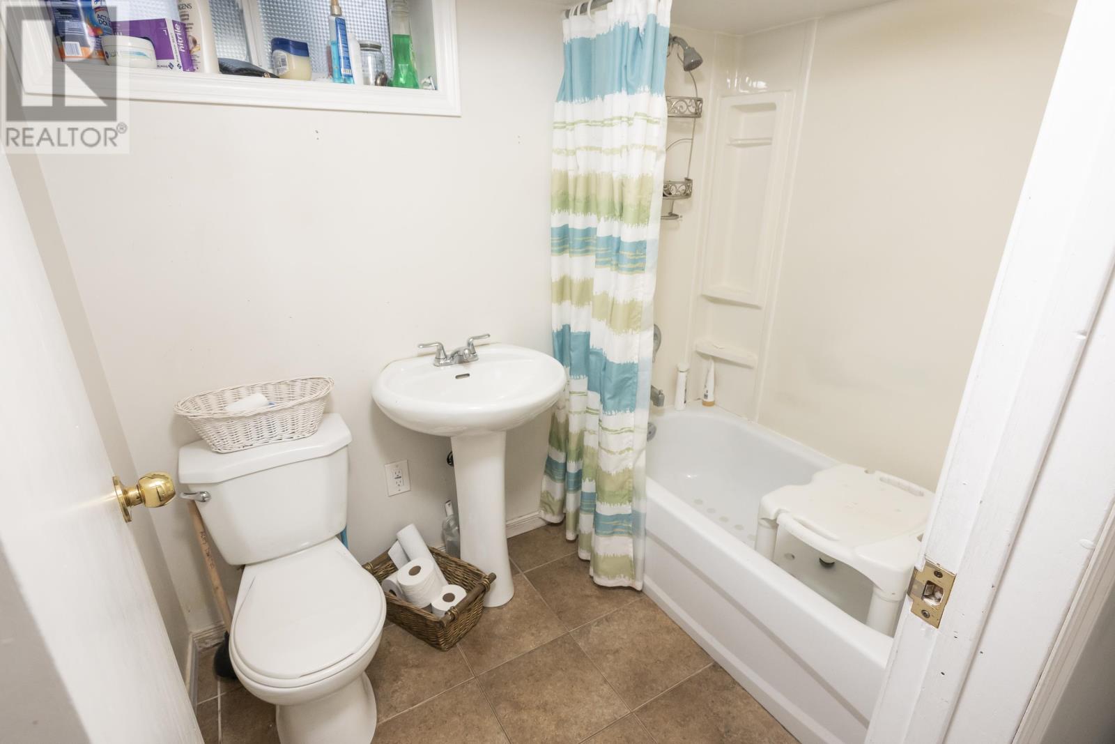 409 Harold St N, Thunder Bay, Ontario  P7C 4C9 - Photo 21 - TB2600088