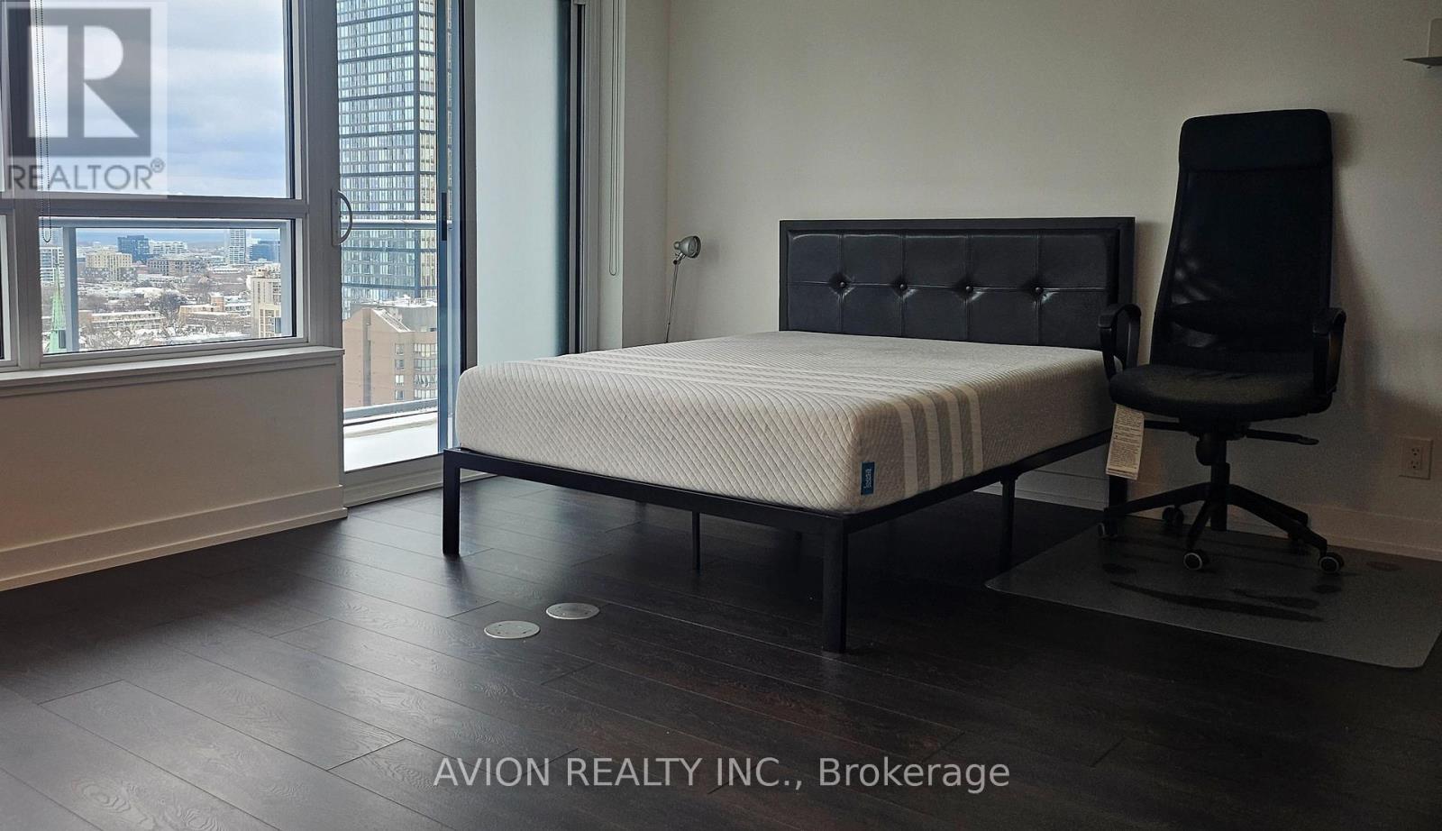 1908 - 365 Church Street, Toronto, Ontario  M5B 1H6 - Photo 4 - C12701994